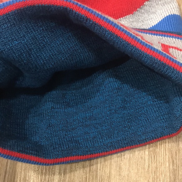 NWT LL Bean Katahdin pom graphic hat - Picture 2 of 3